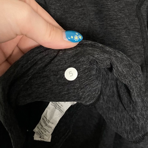 Triple Flip matching athletic set - Picture 5 of 5